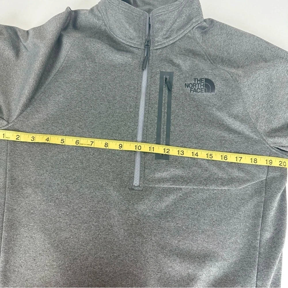 The North Face Men’s Quarter Zip Pullover Gray Size M‎